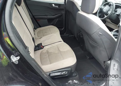 2021 Ford Escape Se Hybrid z USA, uszkodzony, nr VIN 1FMCU0BZ9MUA82852